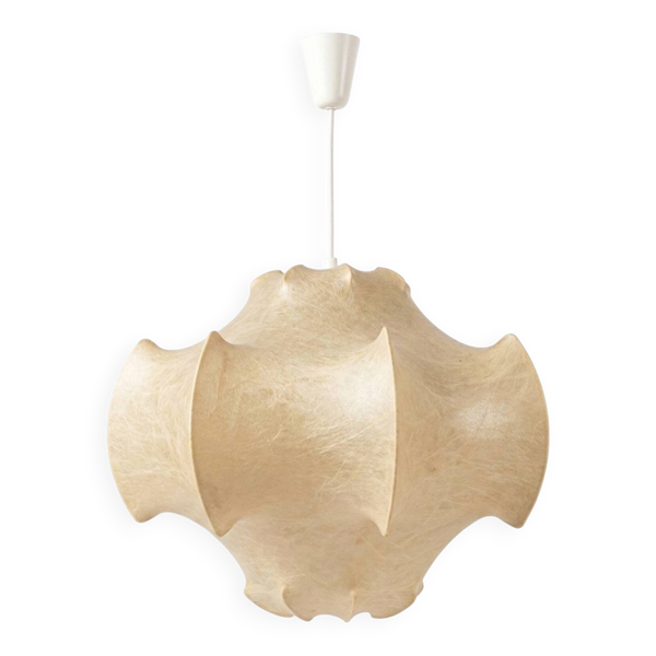 Suspension ''Viscontea'' par Achille et Pier Giacomo Castiglioni