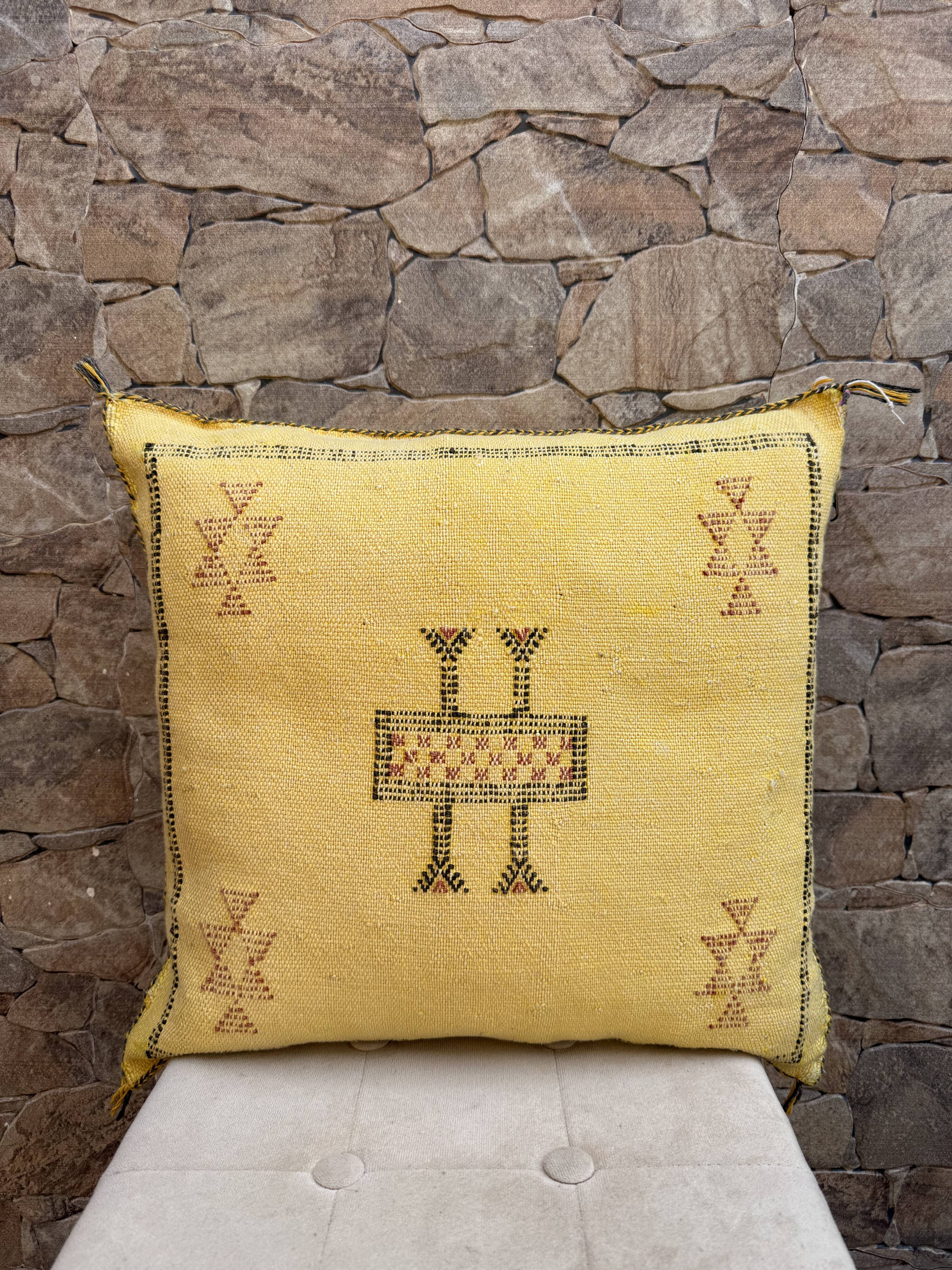 Silk cushion cover with Moroccan cactus pattern – Handmade Sabra cushion