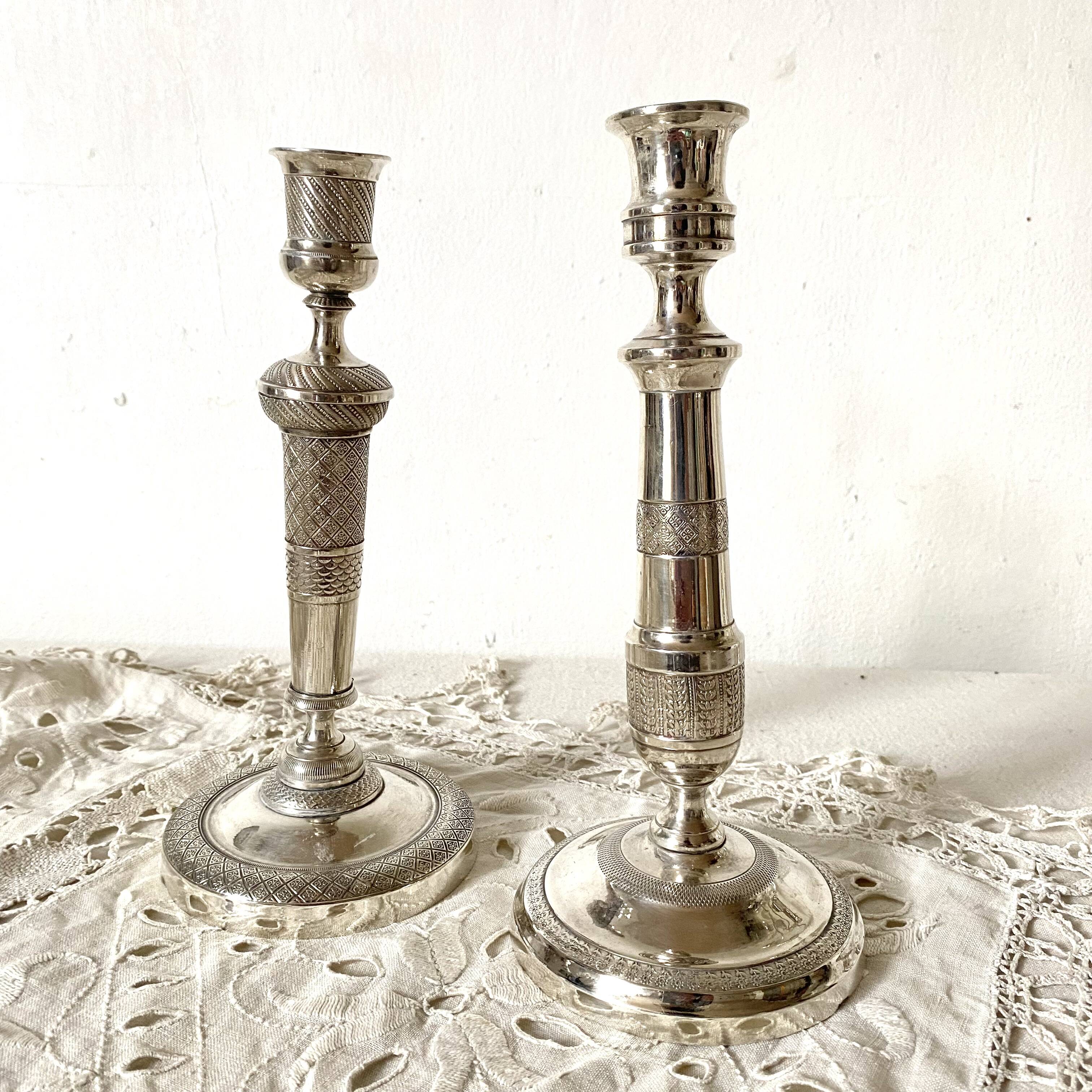 Paire de chandeliers et bougeoirs modulables style anglais