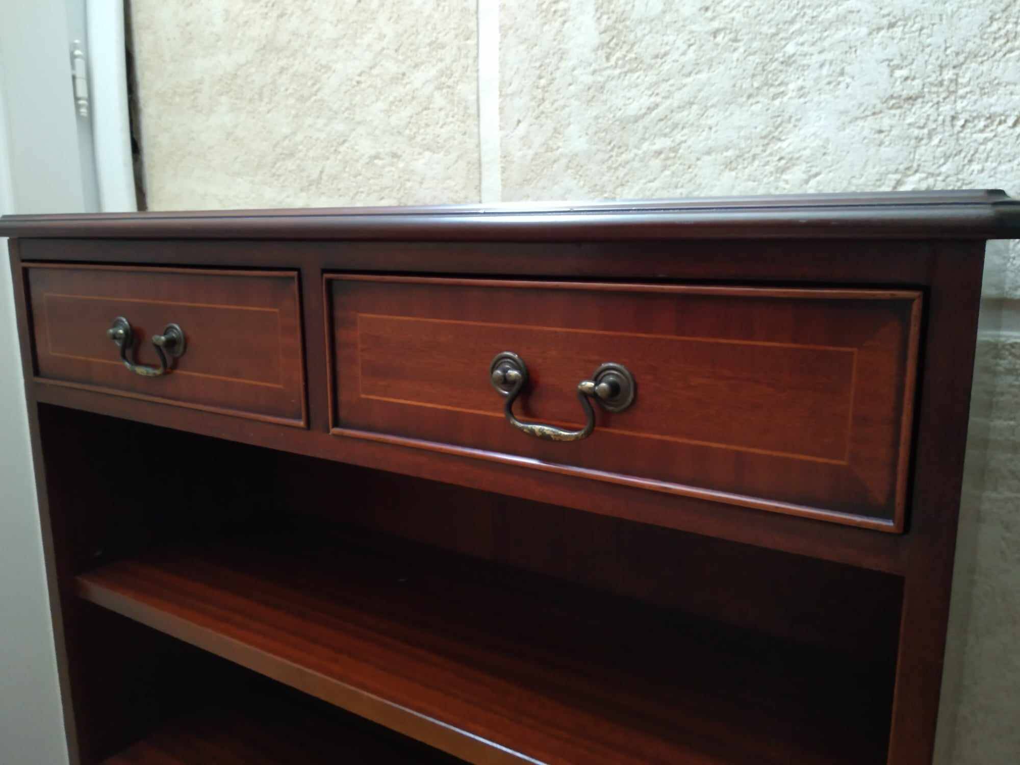 Side cabinet with two drawers