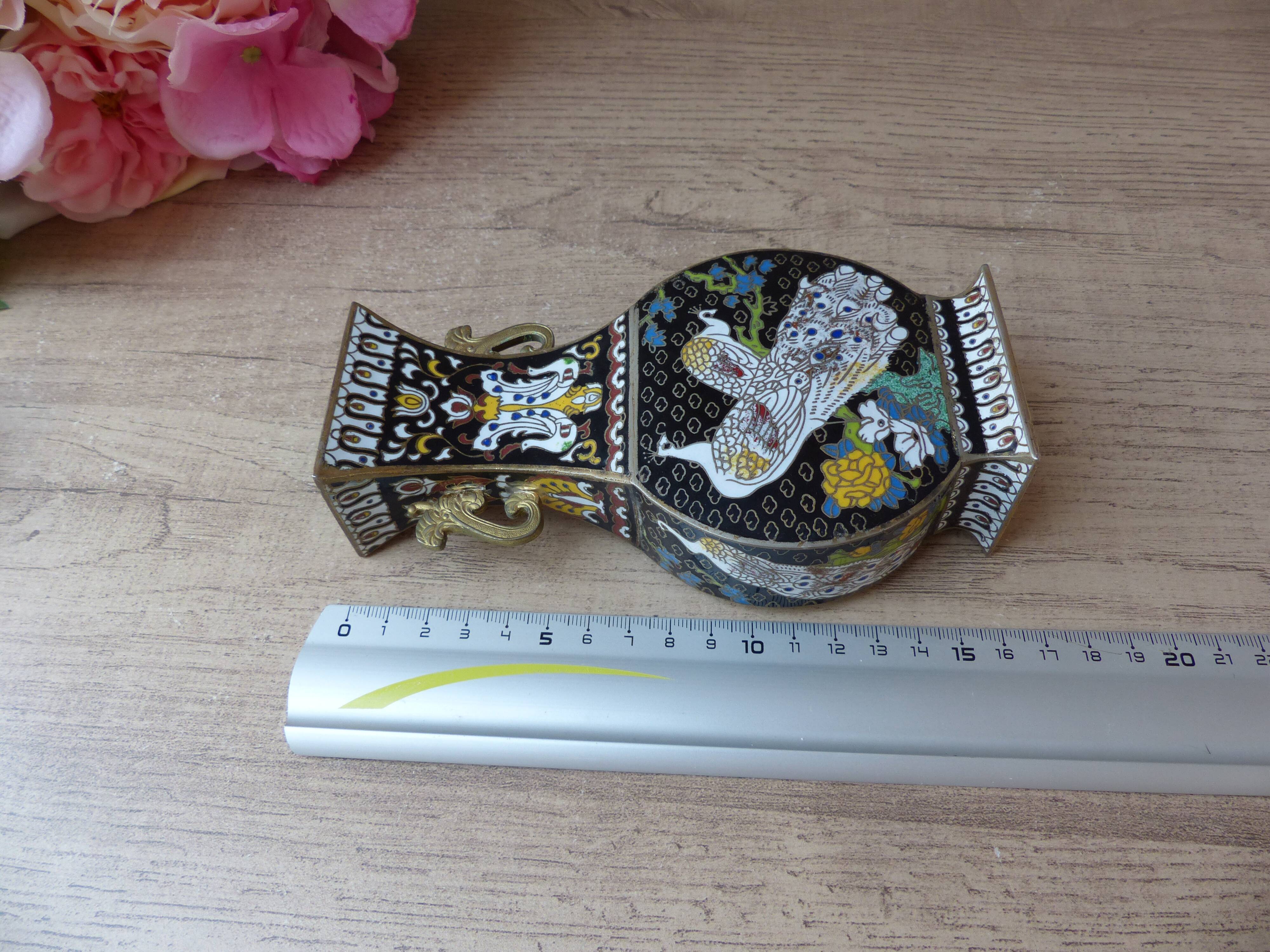 Vase pattern bird peacocks cloisonné asian decoration