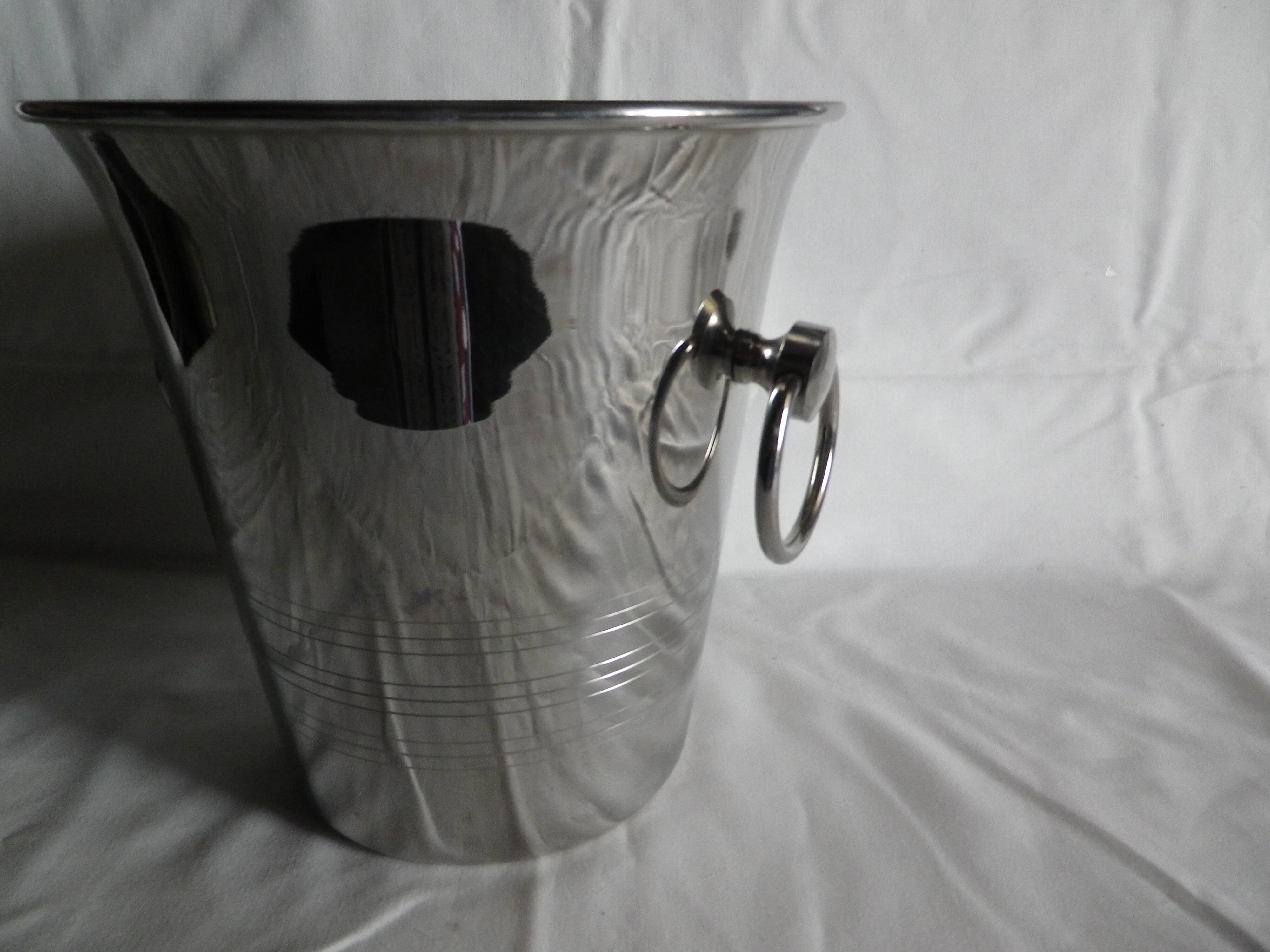 Champagne bucket guy degrenne