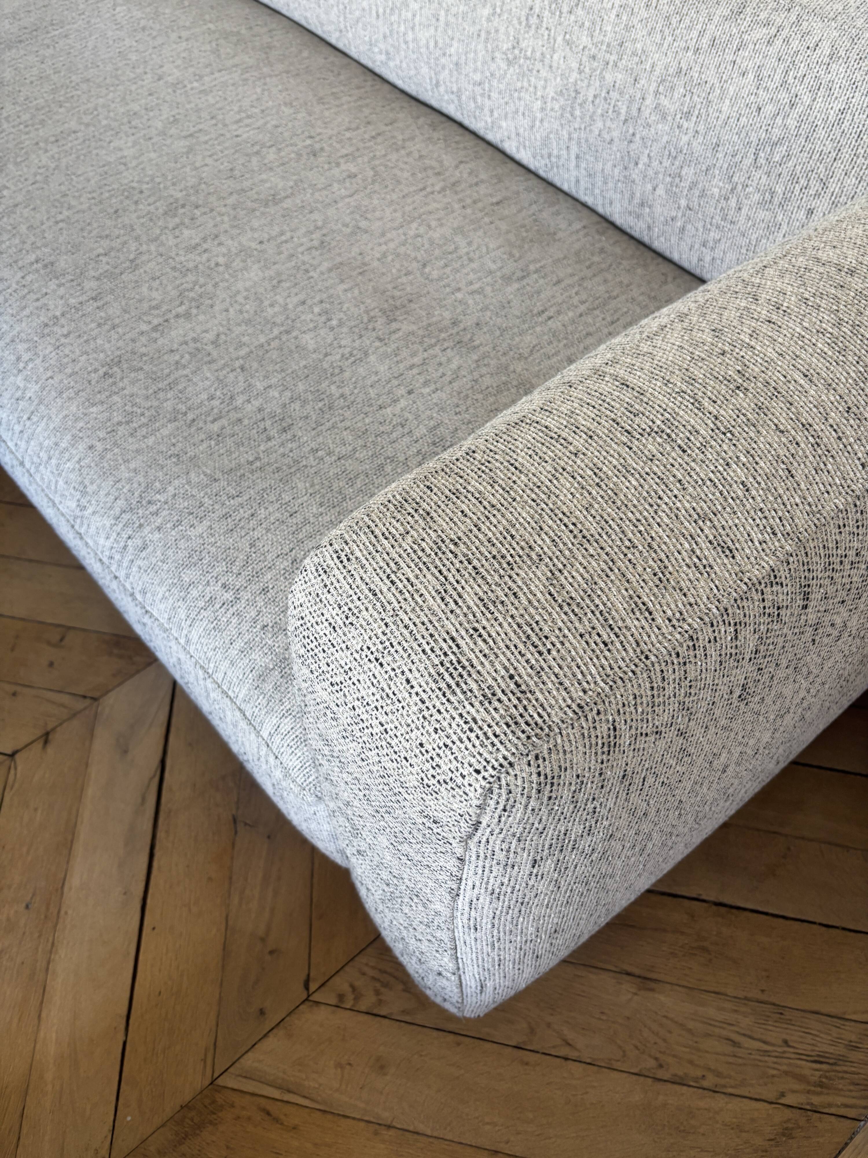Zanotta sofa - cream herringbone wool fabric by Pierre Frey - 230 x 100 cm