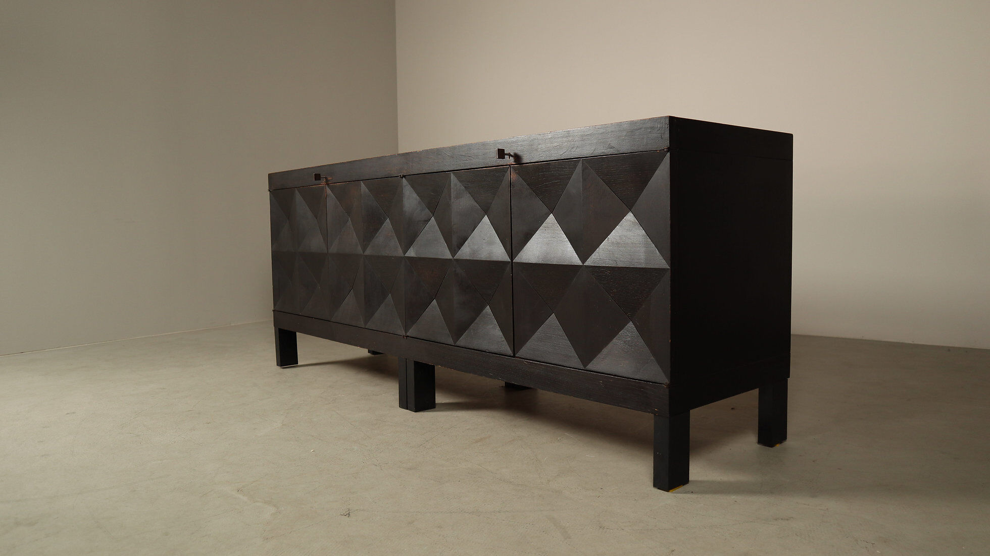 Jean Batenburg for MI brutalist sideboard in ebonized oak, Belgium, 1960s