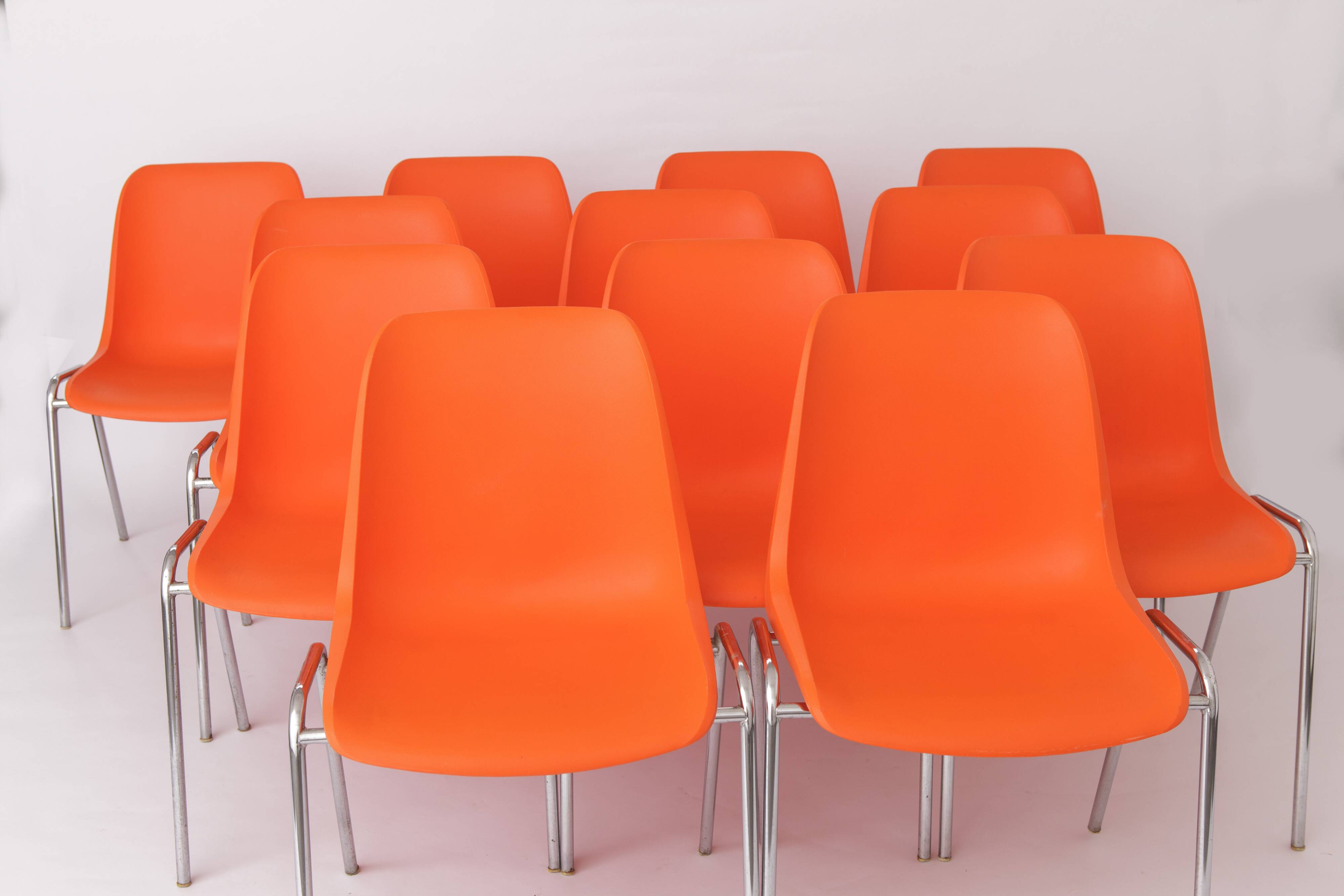 12 Stacking Chairs Vintage 1970s, Germany