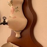 Green and pink water fountain