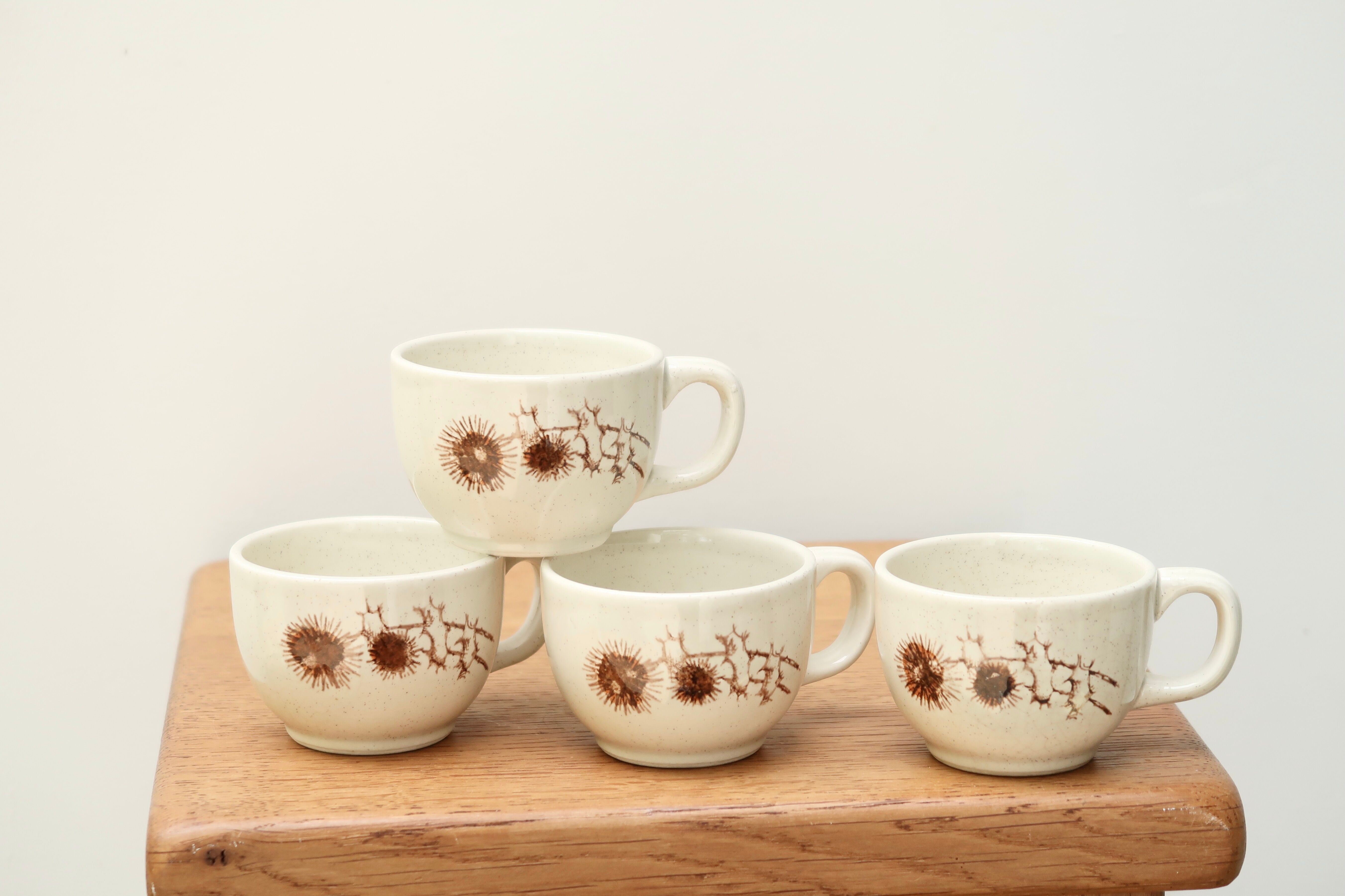 Set of 4 Sarreguemines Les Chardons coffee cups, 1970s