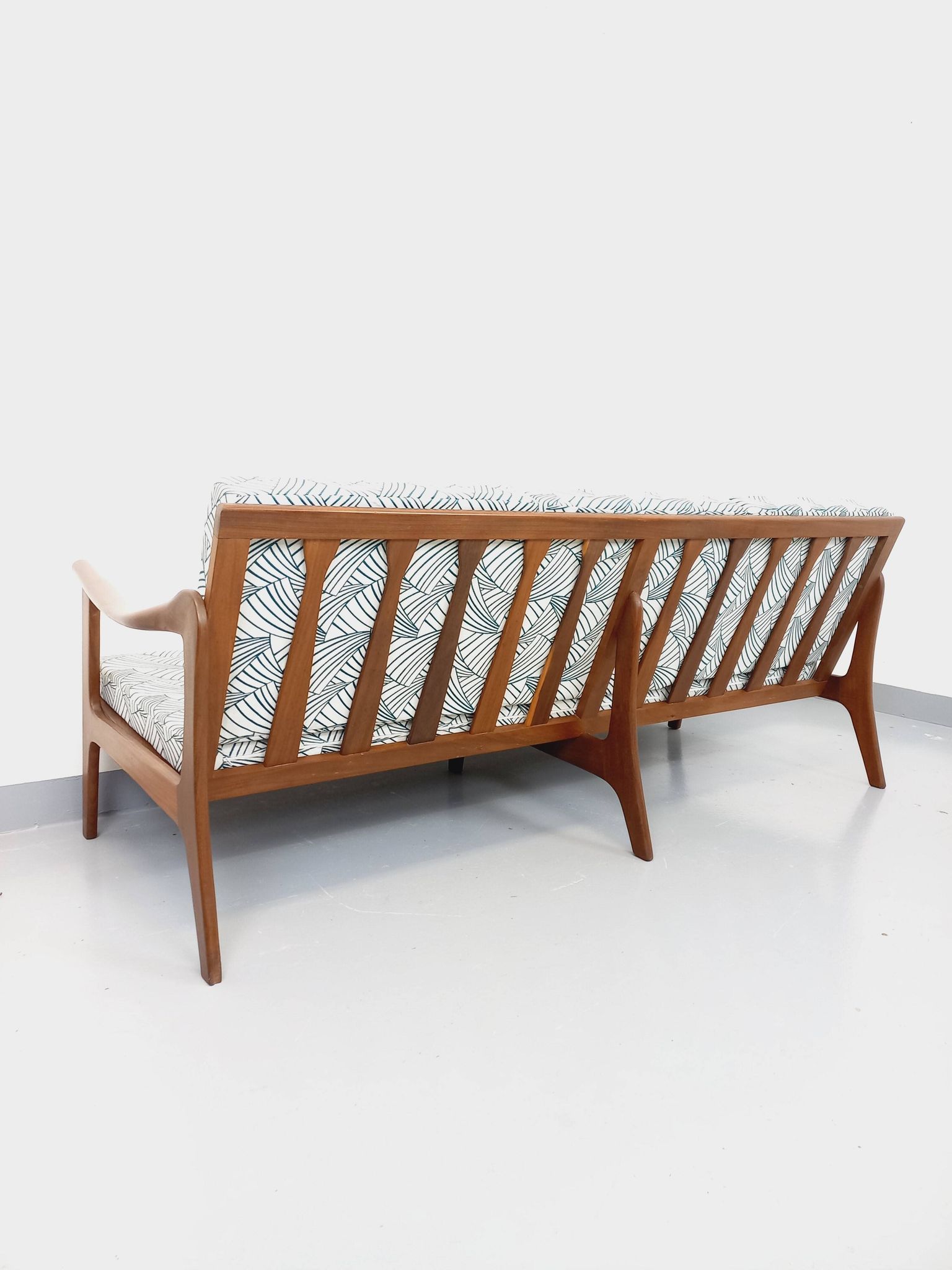 Scandinavian 3-seater sofa bench by Arne Wahl Iversen for Komfort in teak