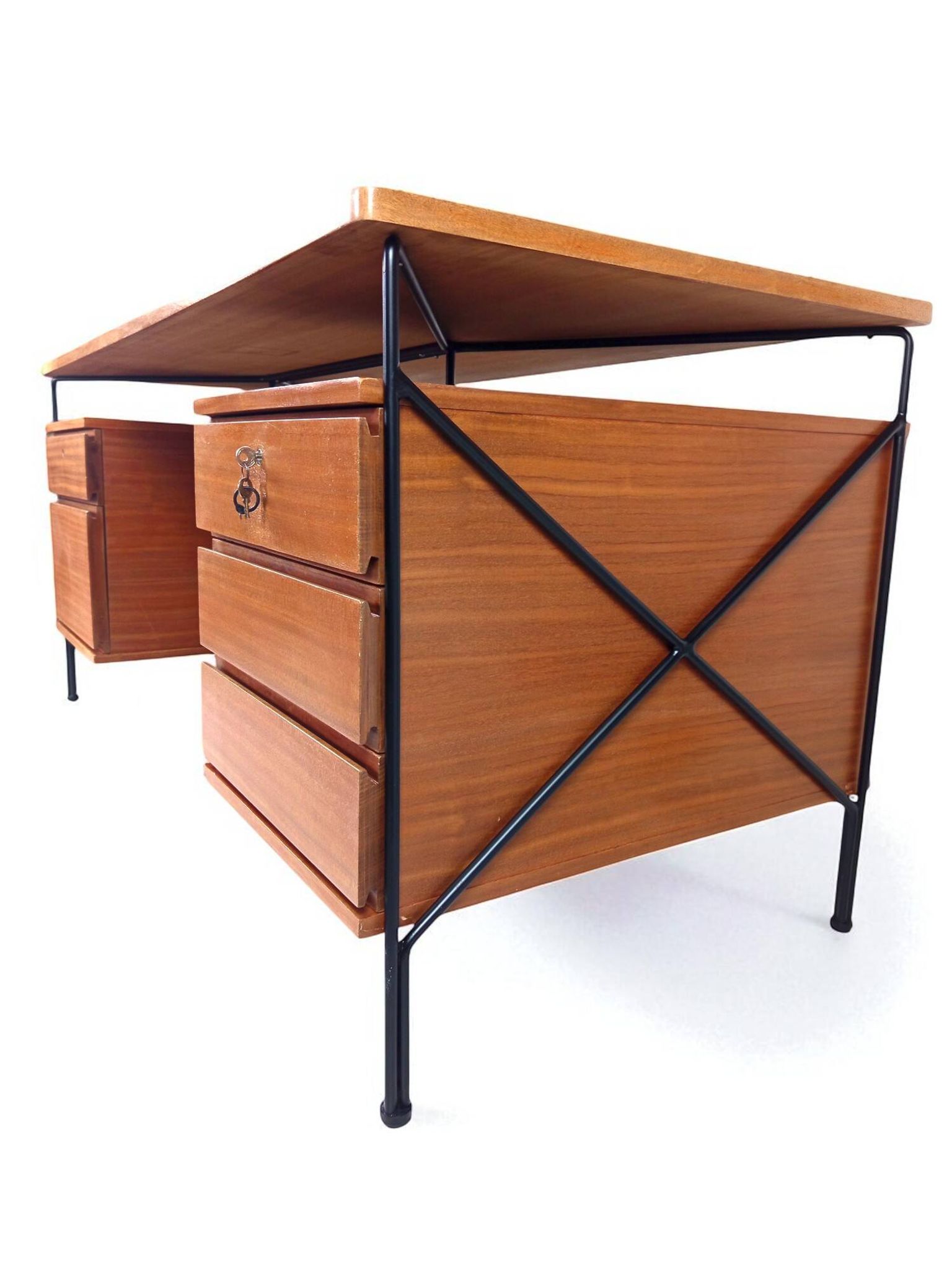 Bureau double caisson moderniste ARP (Guariche, Motte, Mortier) – 1955