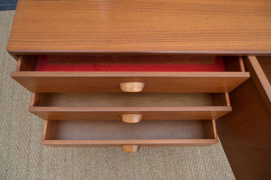 Enfilade en teck blond par McIntosh