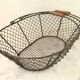 Basket in wire mesh and wood