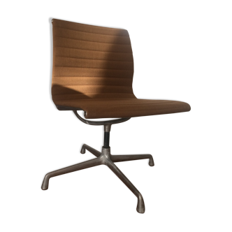 Eames chair, Herman Miller edition