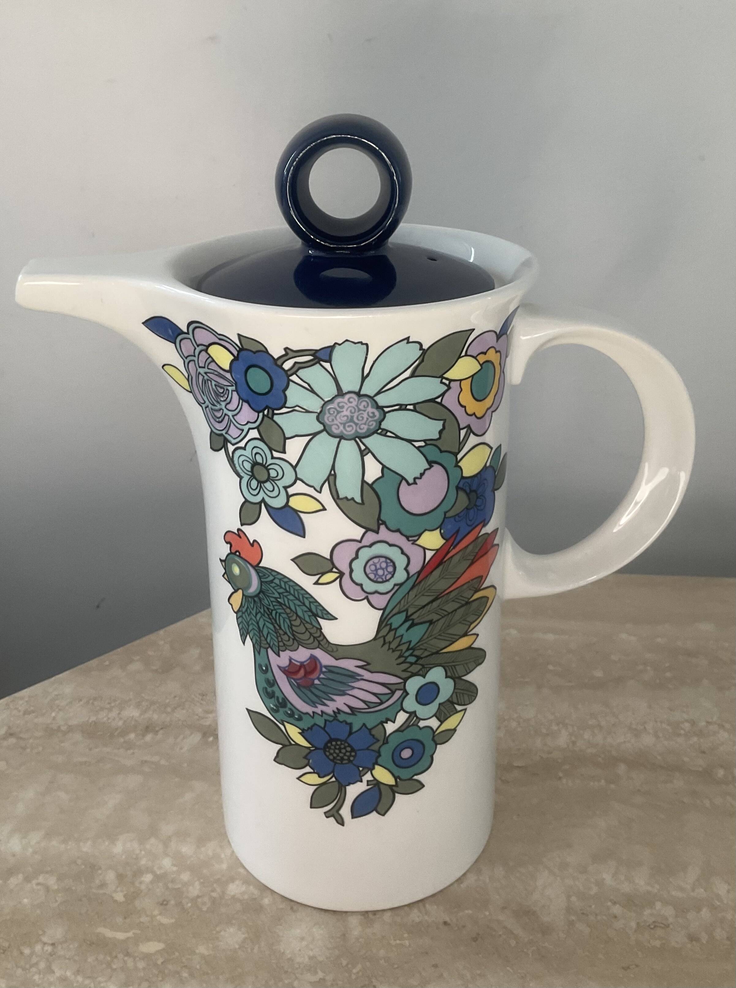 Vintage porcelain coffee maker from the 60s and 70s
