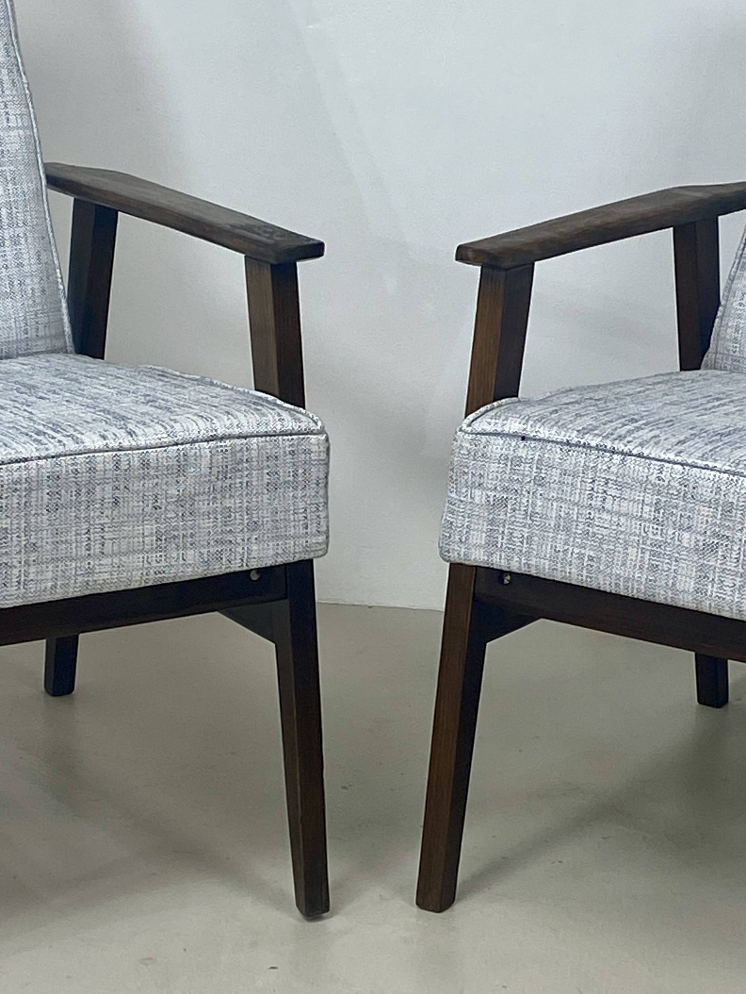 Pair of Henryk Lis 300-190 armchairs, 1970s, heathered grey-blue fabric. Ref: