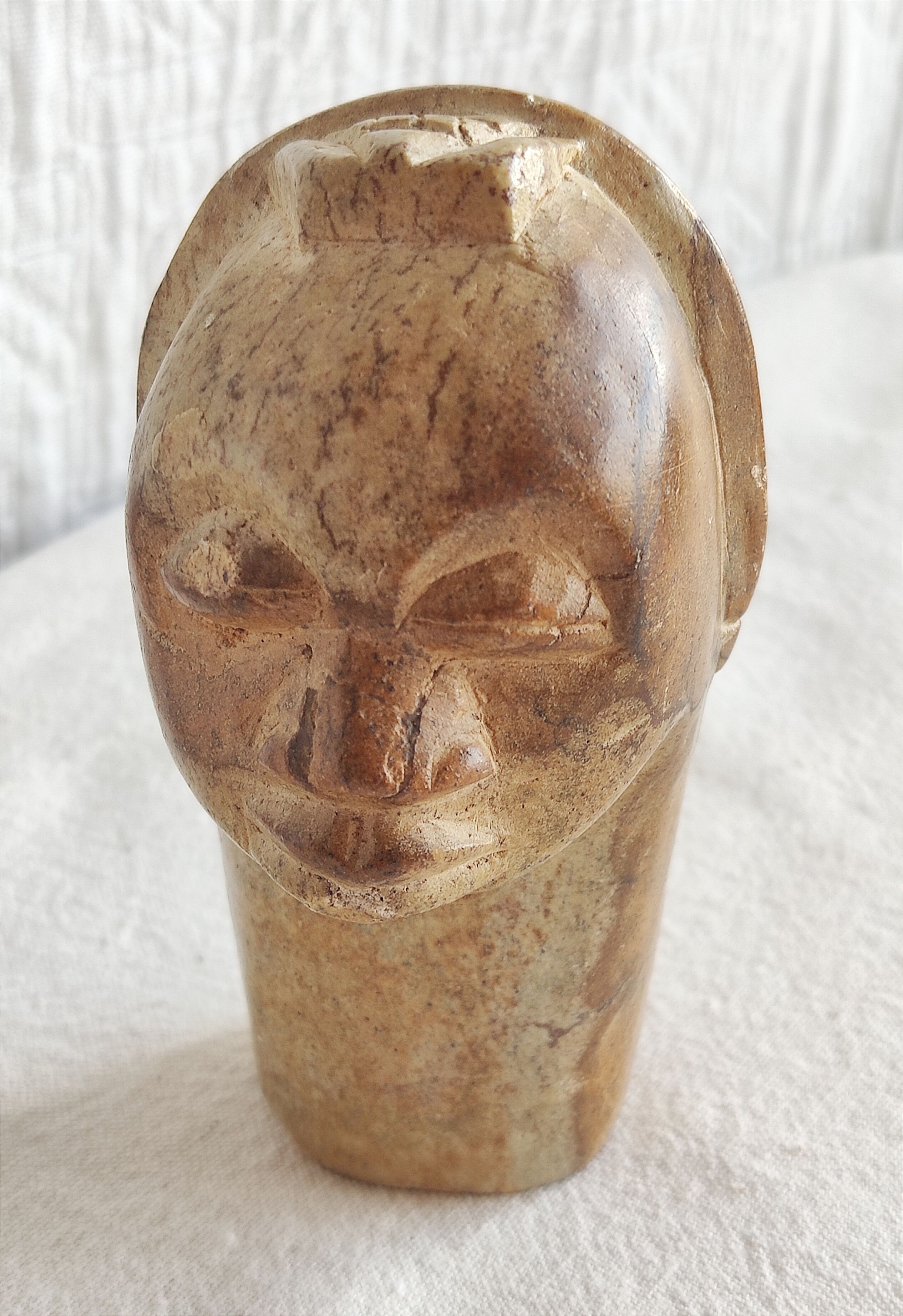 Stone sculpture - African head - Gabon