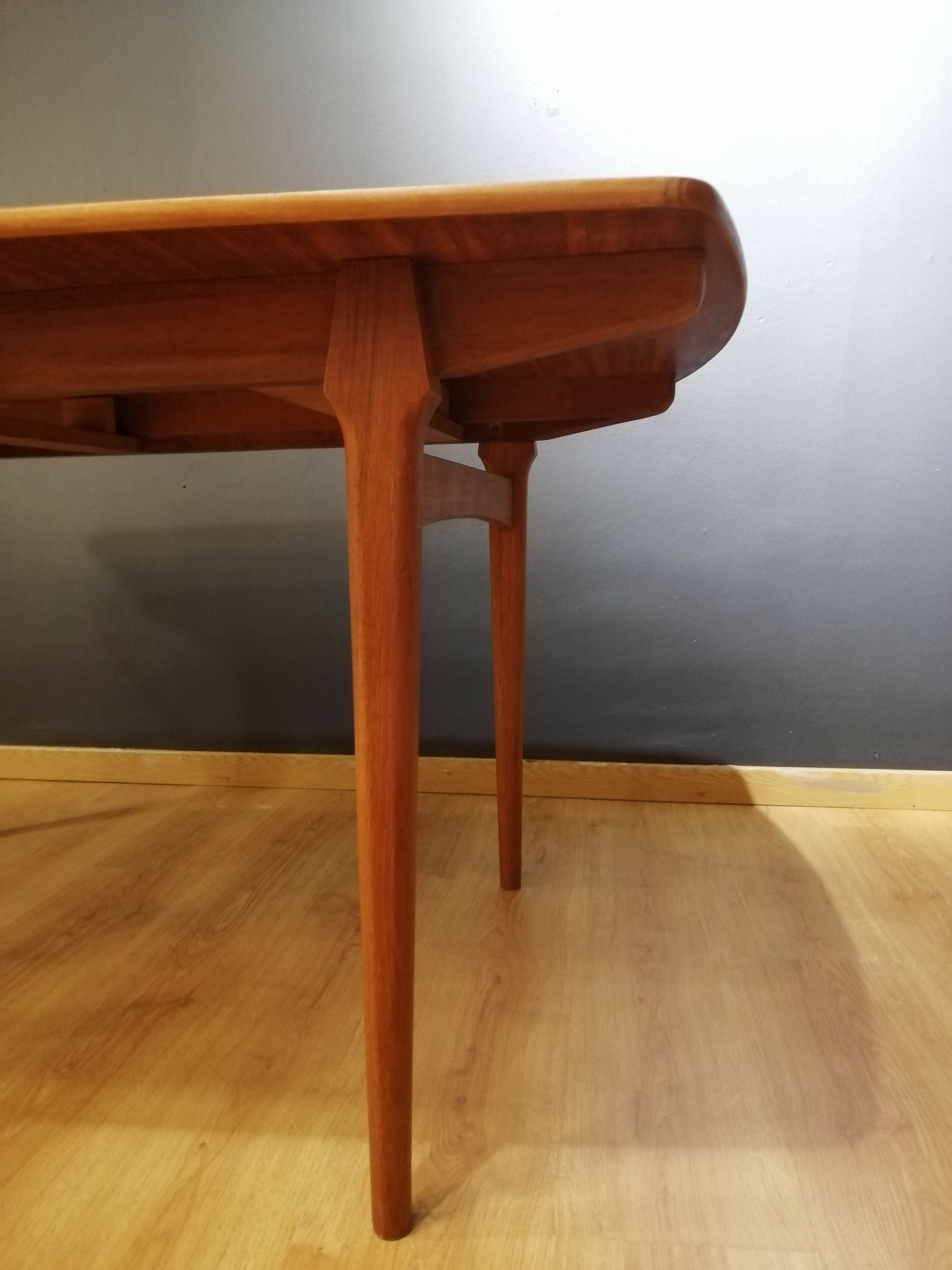 Teak dining table by William Watting for Fristho, 60s