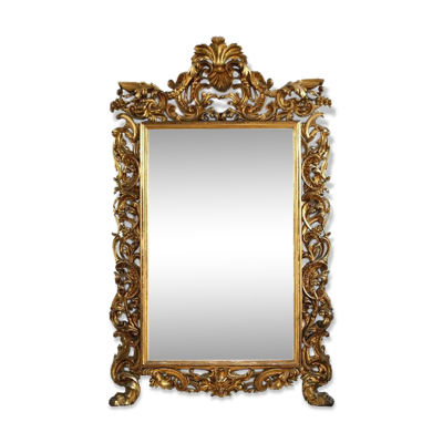 miroir de style rocaille en bois doré d'époque XIXème