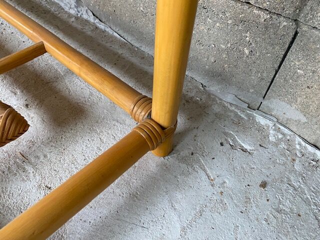 Rattan coffee table vintage glass top 1970