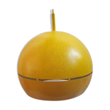 Yellow metal ball suspension