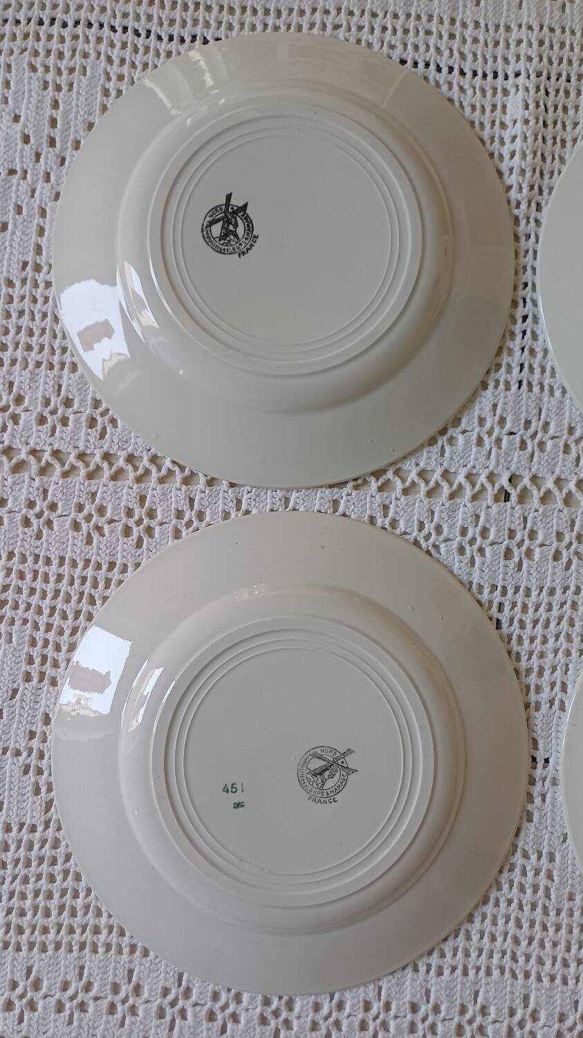 Set of 4 ironstone flat plates