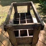Wooden bottle locker