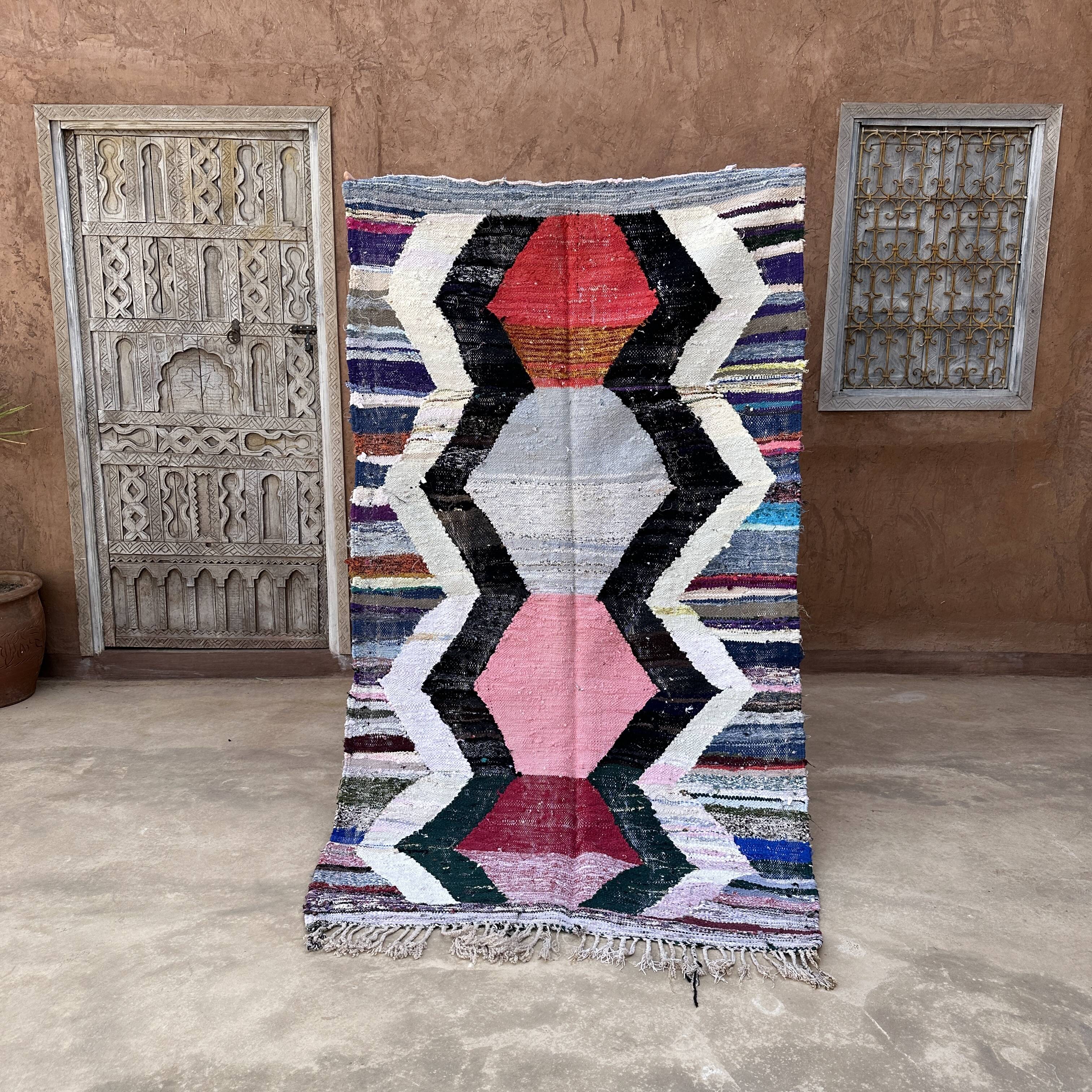 Colorful Moroccan rug - 125 x 214 cm