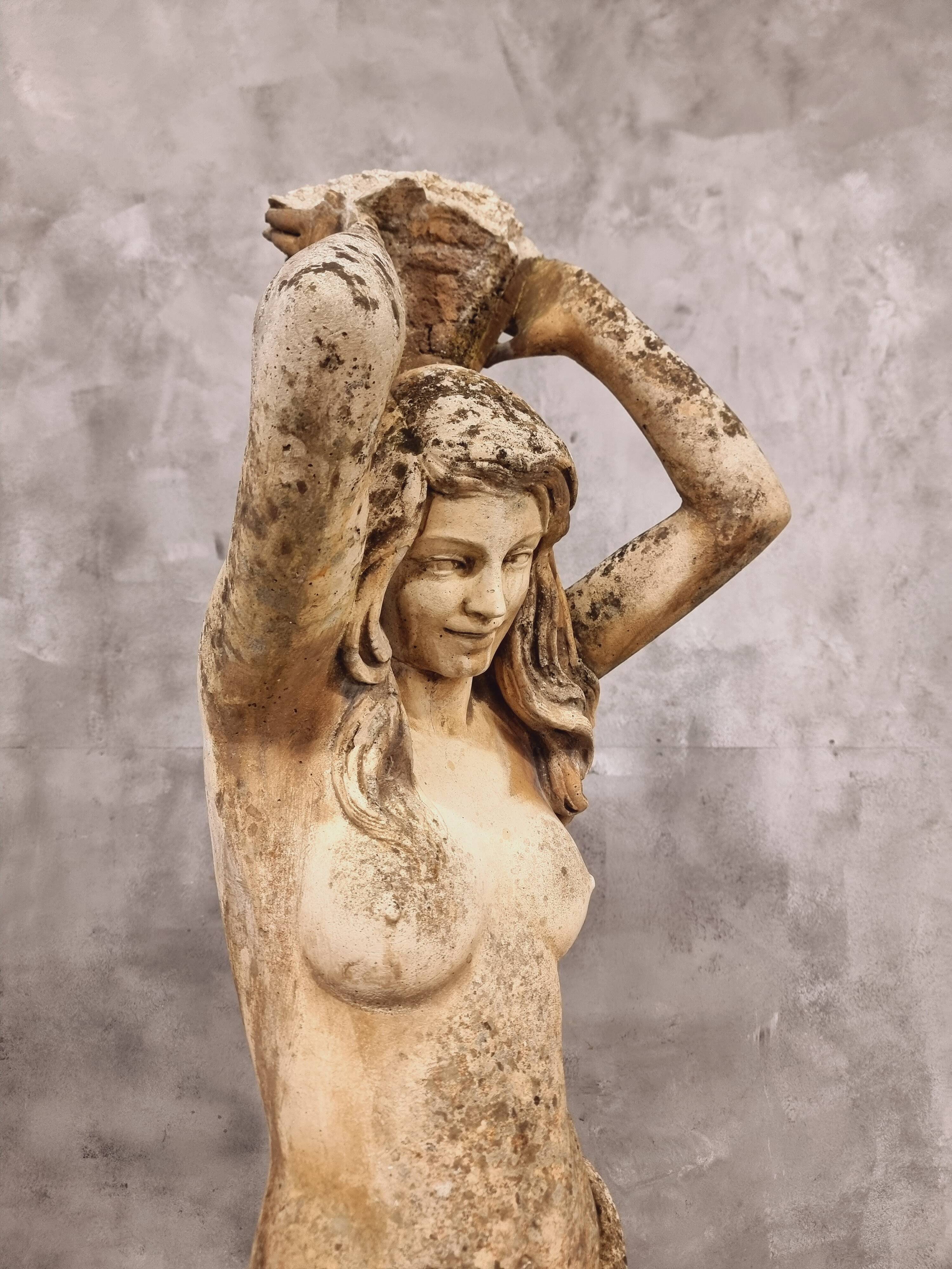 Statue de jardin ancienne en pierre sculpture française hauteur 175 cm