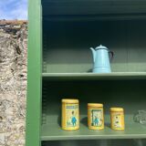 Ancien meuble d'atelier