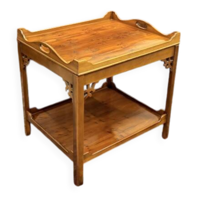 Table d'appoint italienne classique