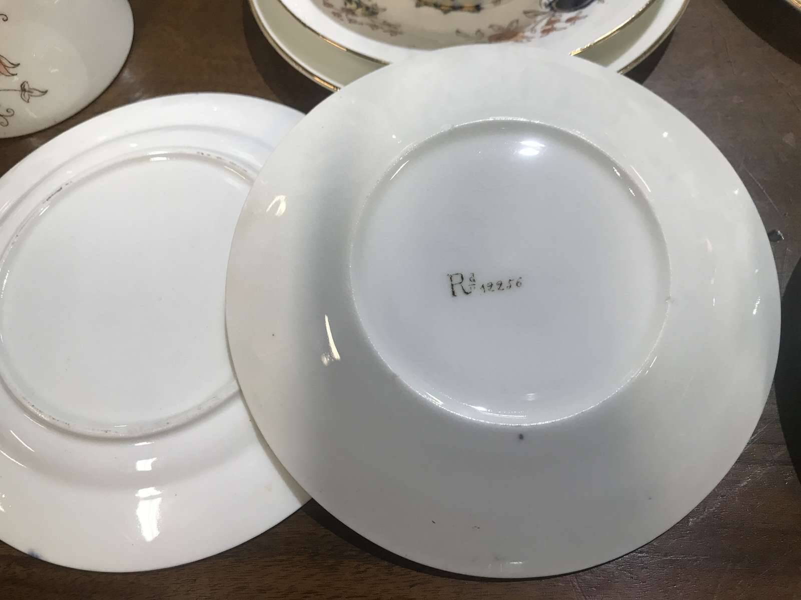 Service à thé en porcelaine anglaise des années 1930 - 12 tasses