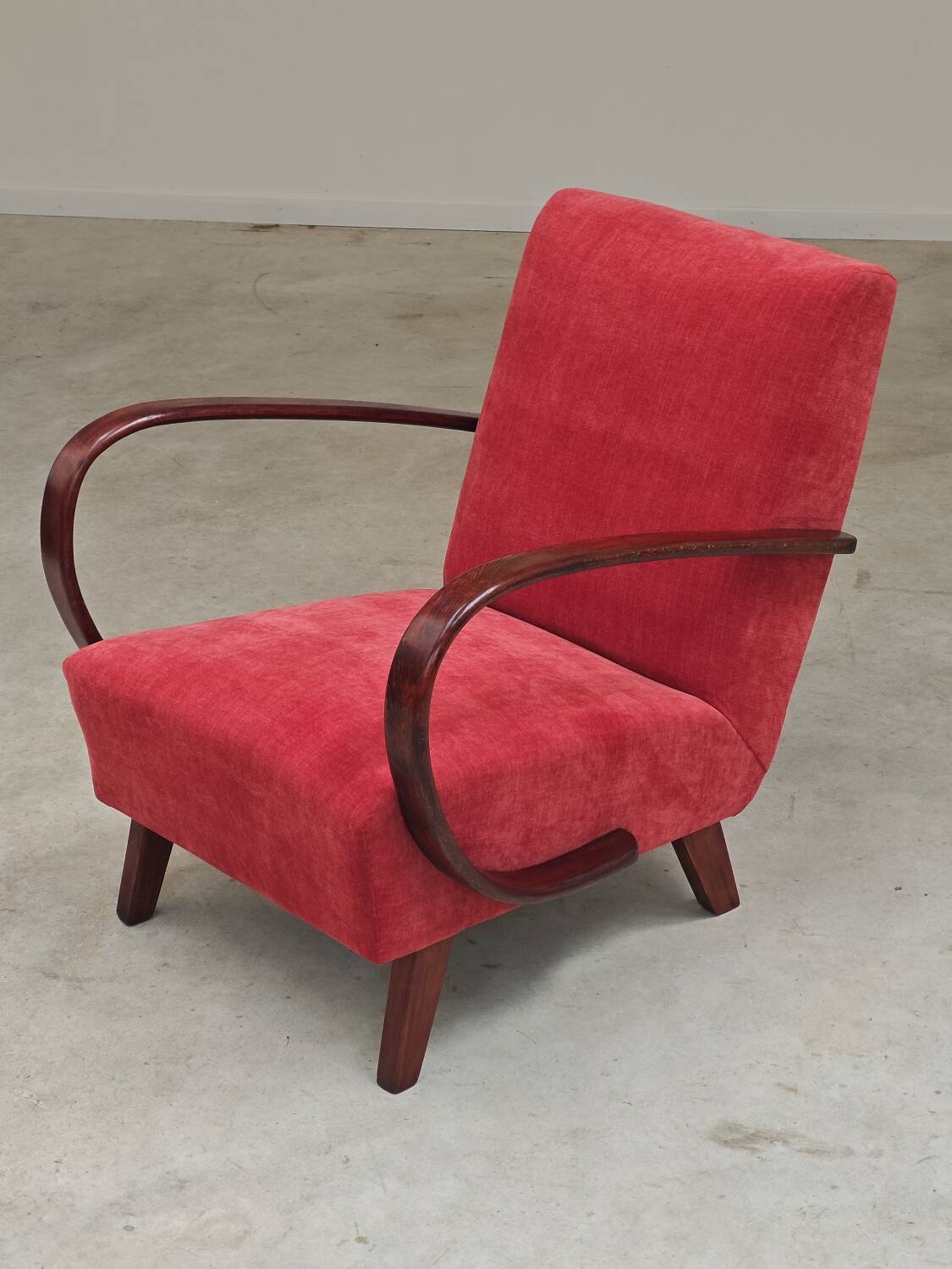 H410 Type C Powder Pink Armchair by Jindrich Halabala for Thonet 1930