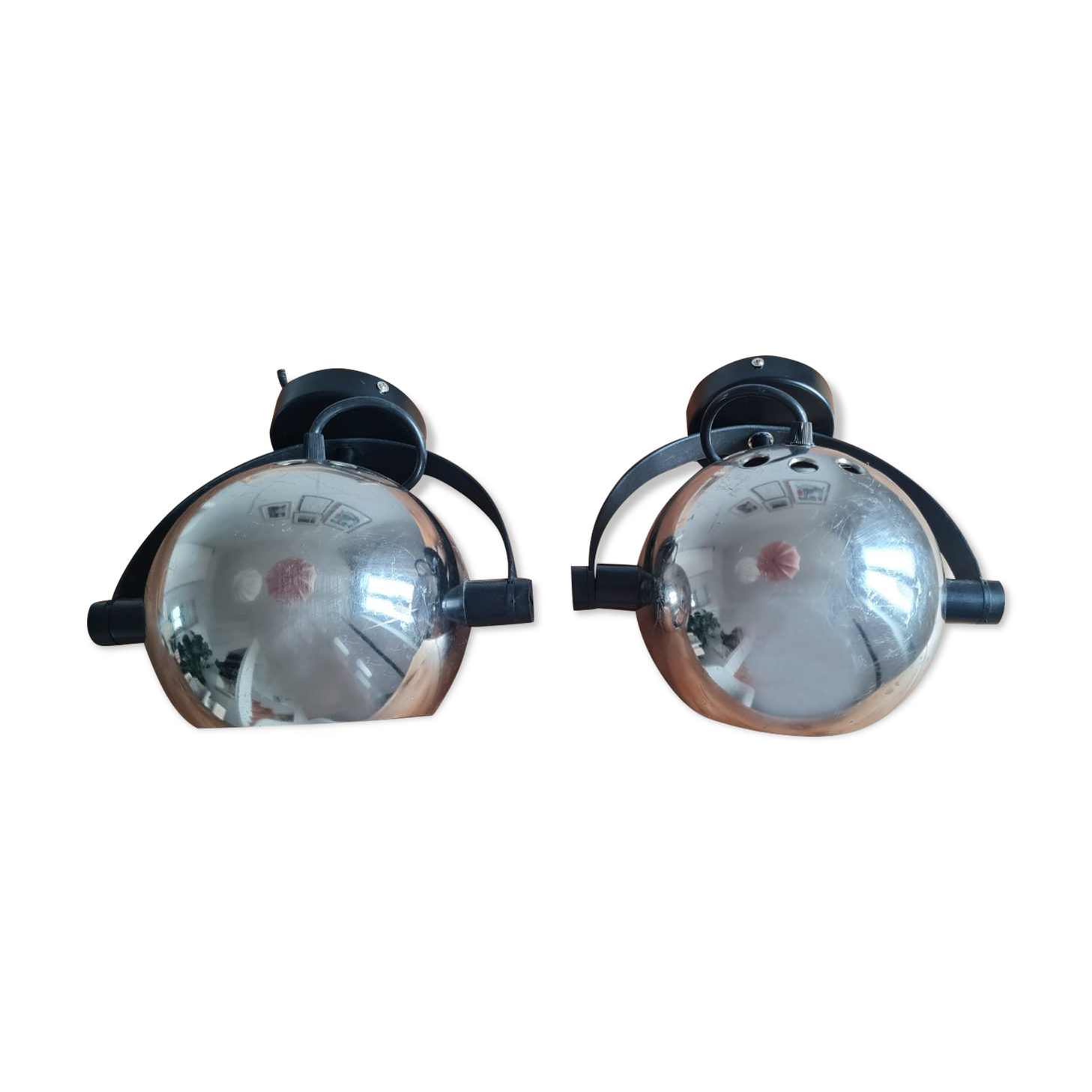 Pair of wall lamps 
Eye ball of the 70s