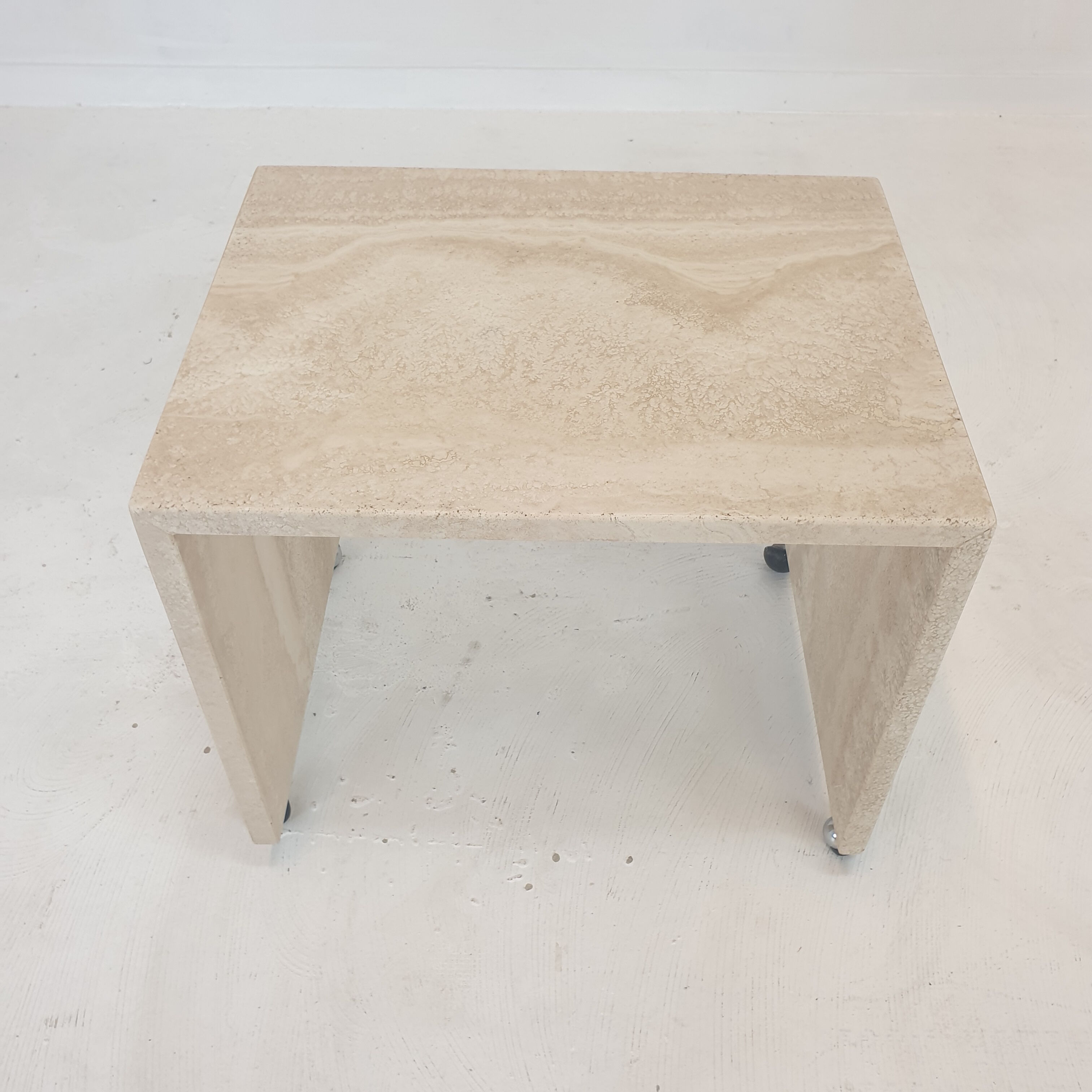 Set of 3 Italian Travertine Nesting Tables, 1980s