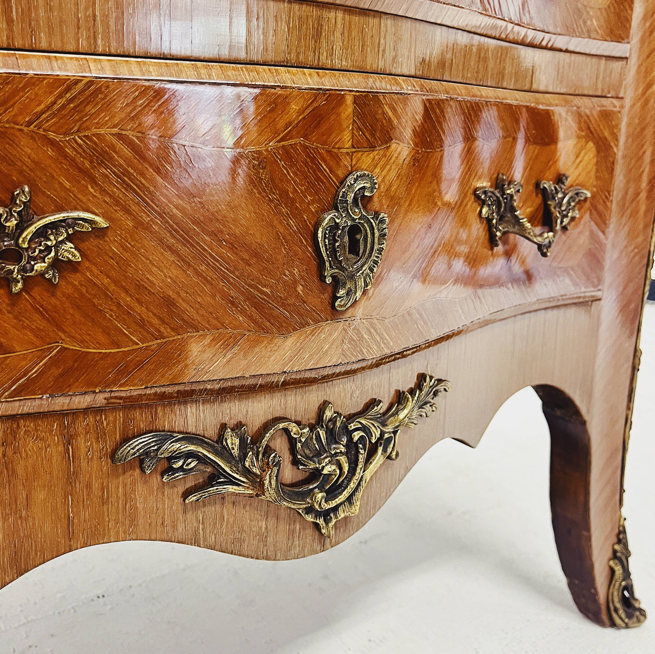 Elegant Louis XV Walnut Chest of Drawers with Marble Top