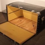Car trunk from the Moynat house