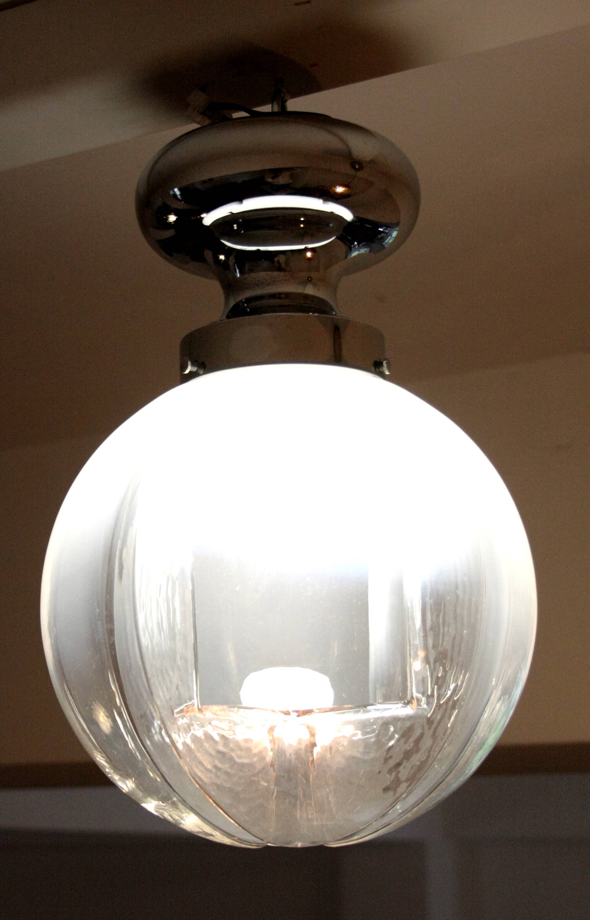 Plafonnier chromé, verre soufflé de Murano, Italie, années 1960