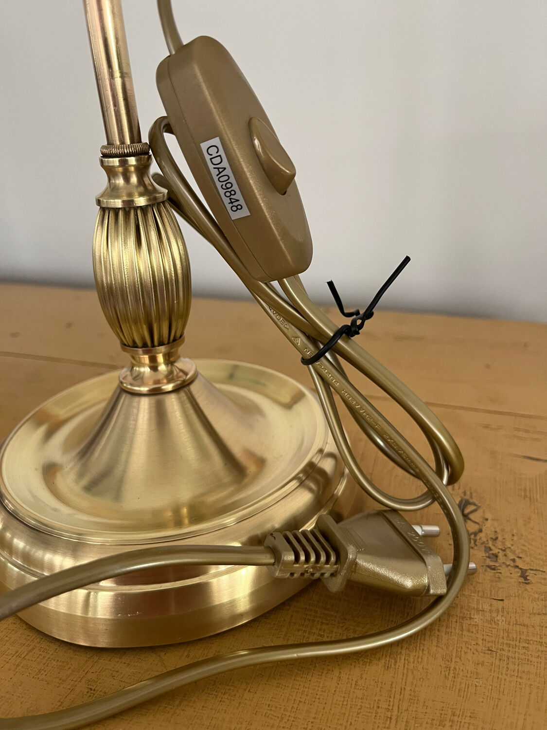 1900 adjustable swan neck lamp