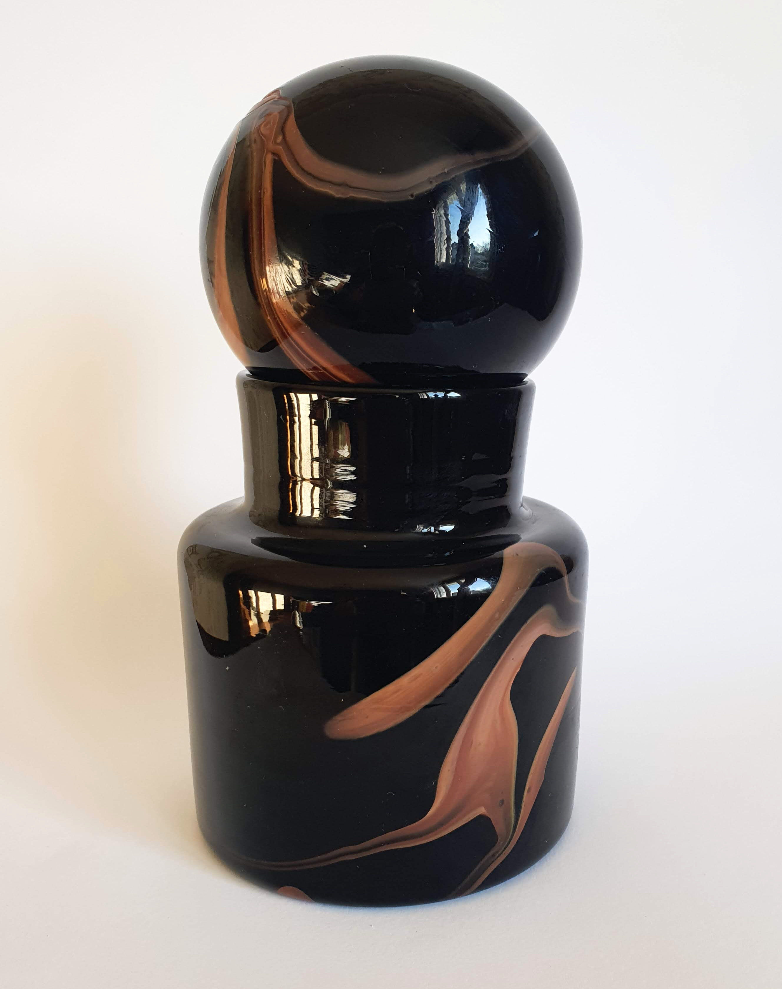 Covered jar in Glass paste Bob Le Bleïs in Maure Vieil