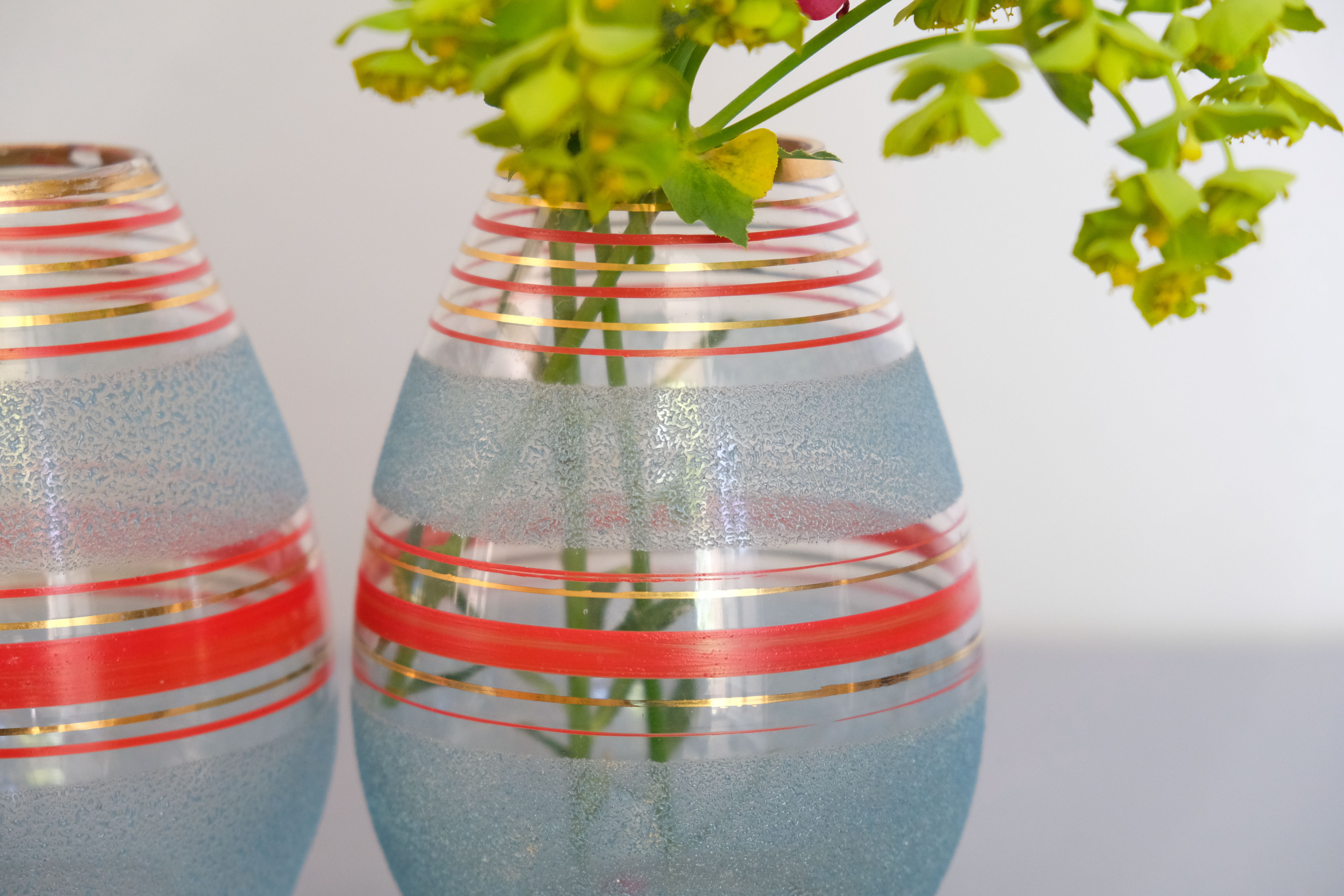 Vase year 50/60 blue granite glass, golden red stripes