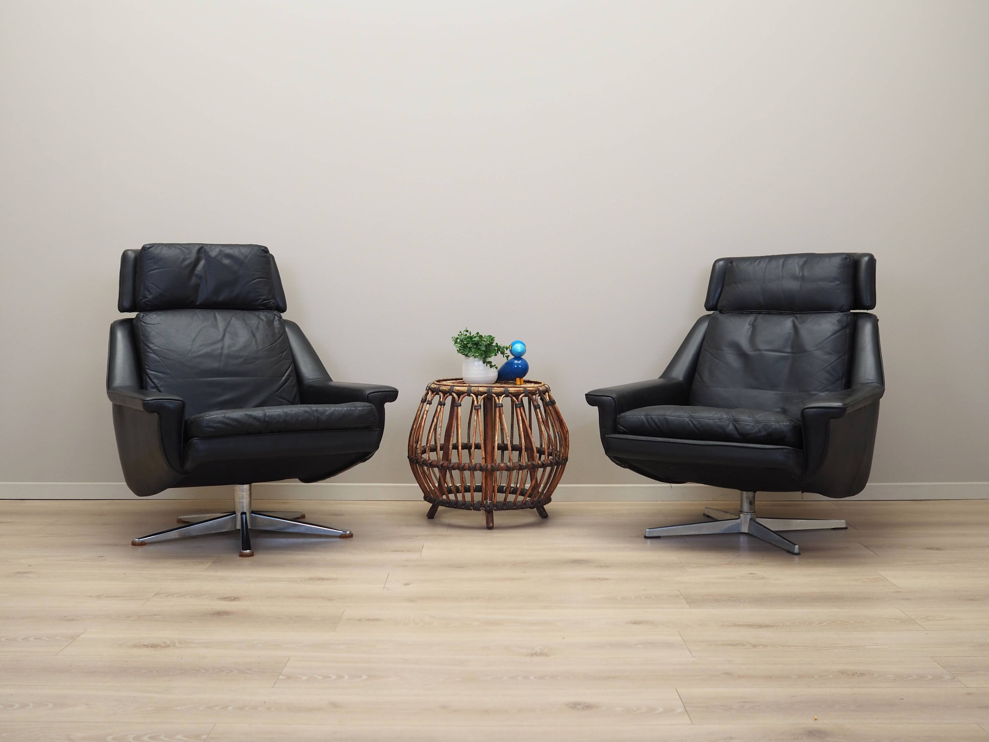 Swivel armchair, Danish design, 1970s, designer: Werner Langenfeld, manufacture: Esa