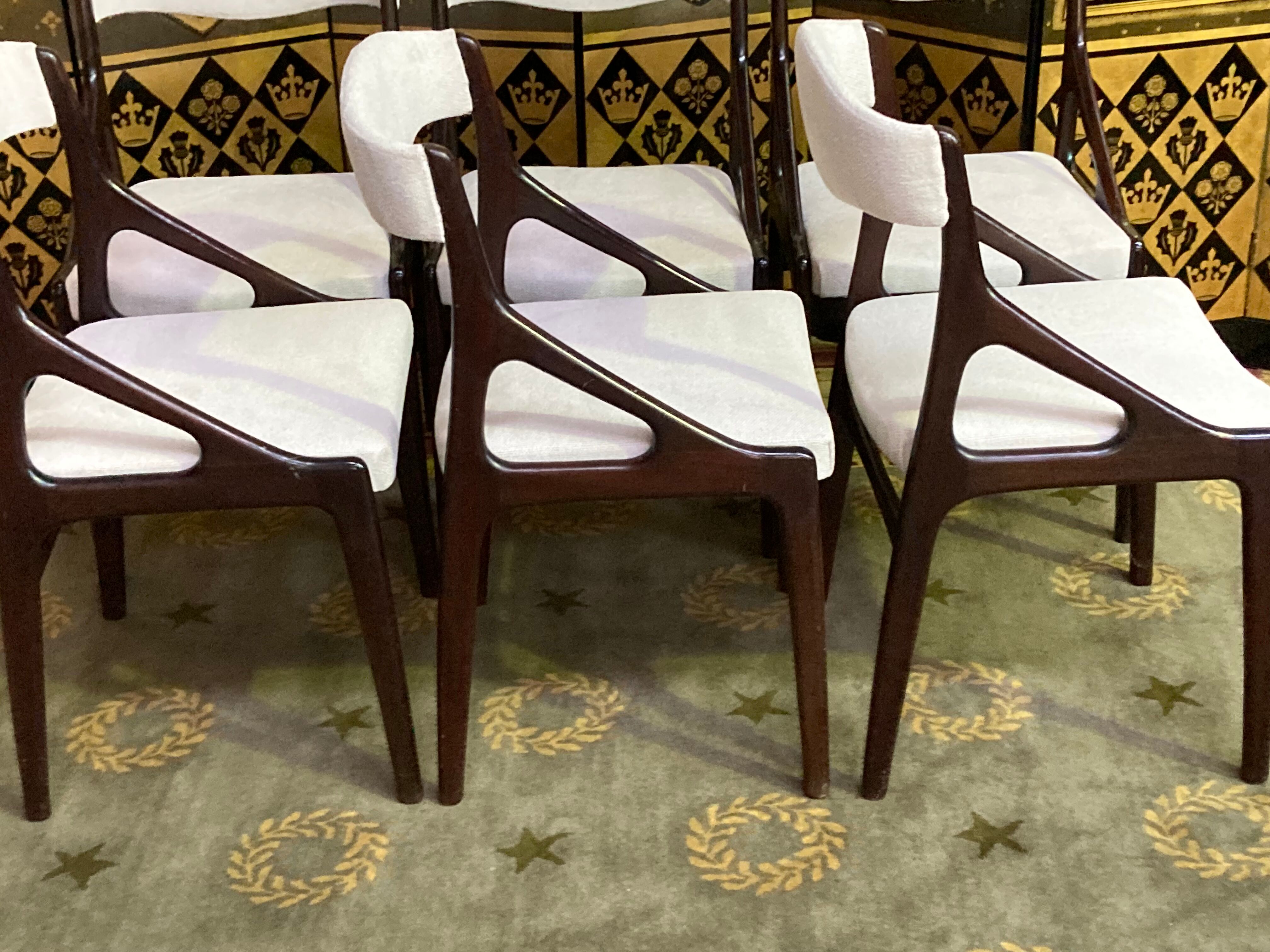 6 chairs 70s mahogany