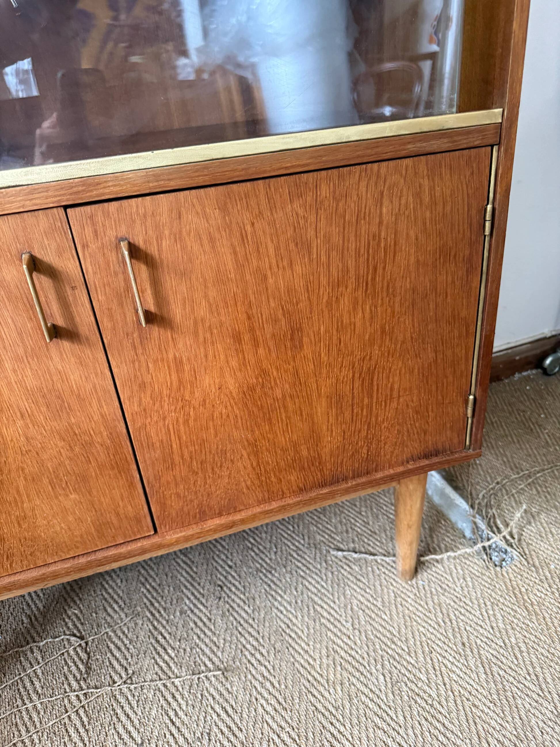 Vintage display cabinet bookshelf