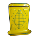 Enamelled utensil door