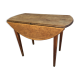 Round table at 2 vintage wood rabats