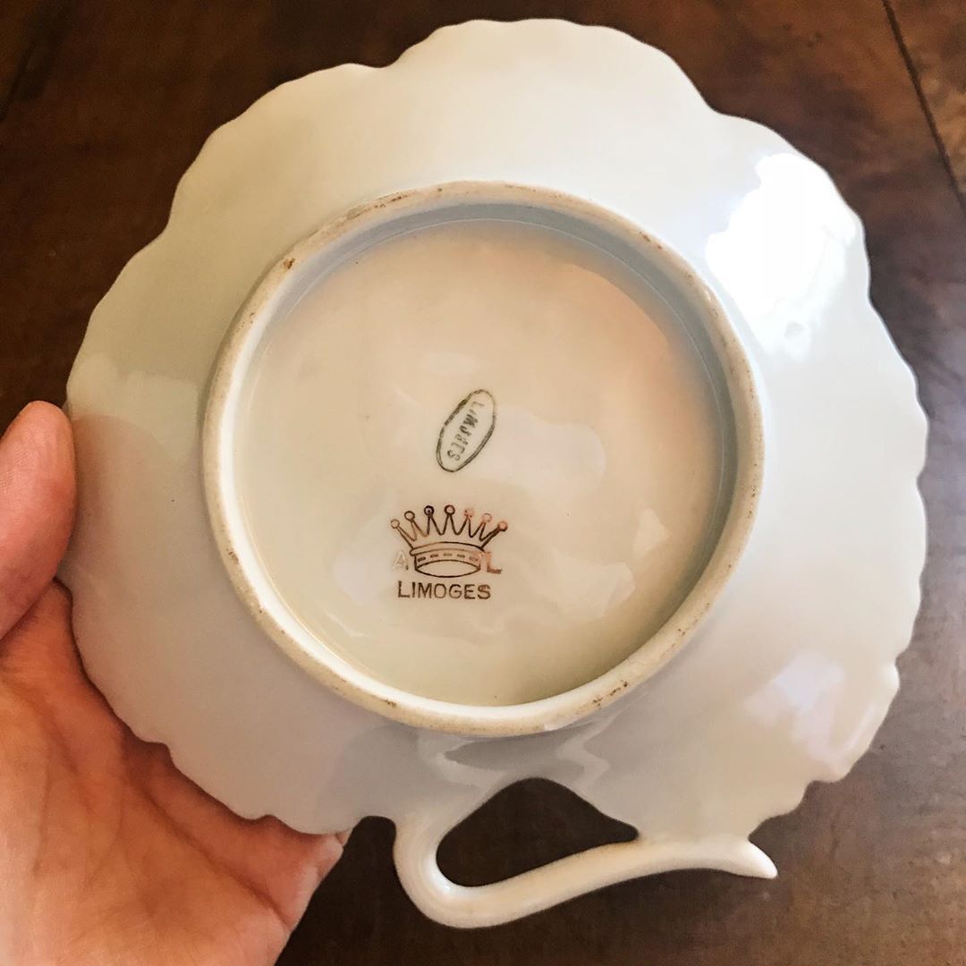Empty-pocket porcelain sheet of limoges