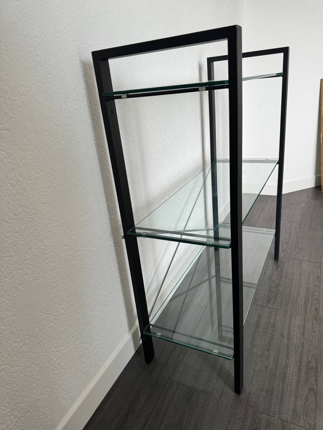 Étagère en verre et métal
