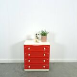 Vintage ladekast met rood roze kunststof lades 1970