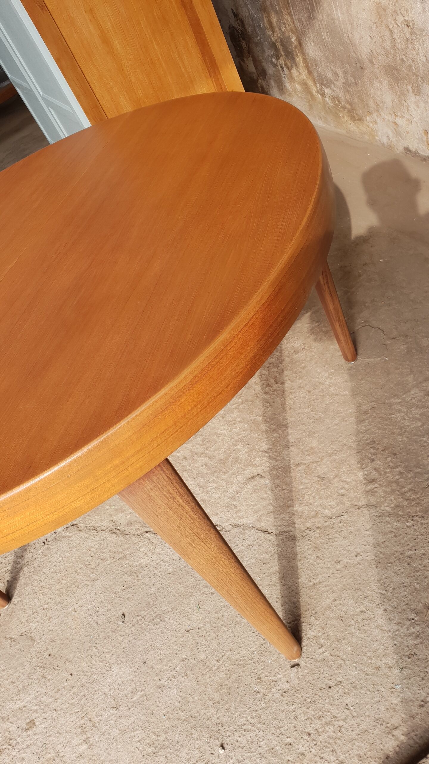 Table ronde scandinave extensible