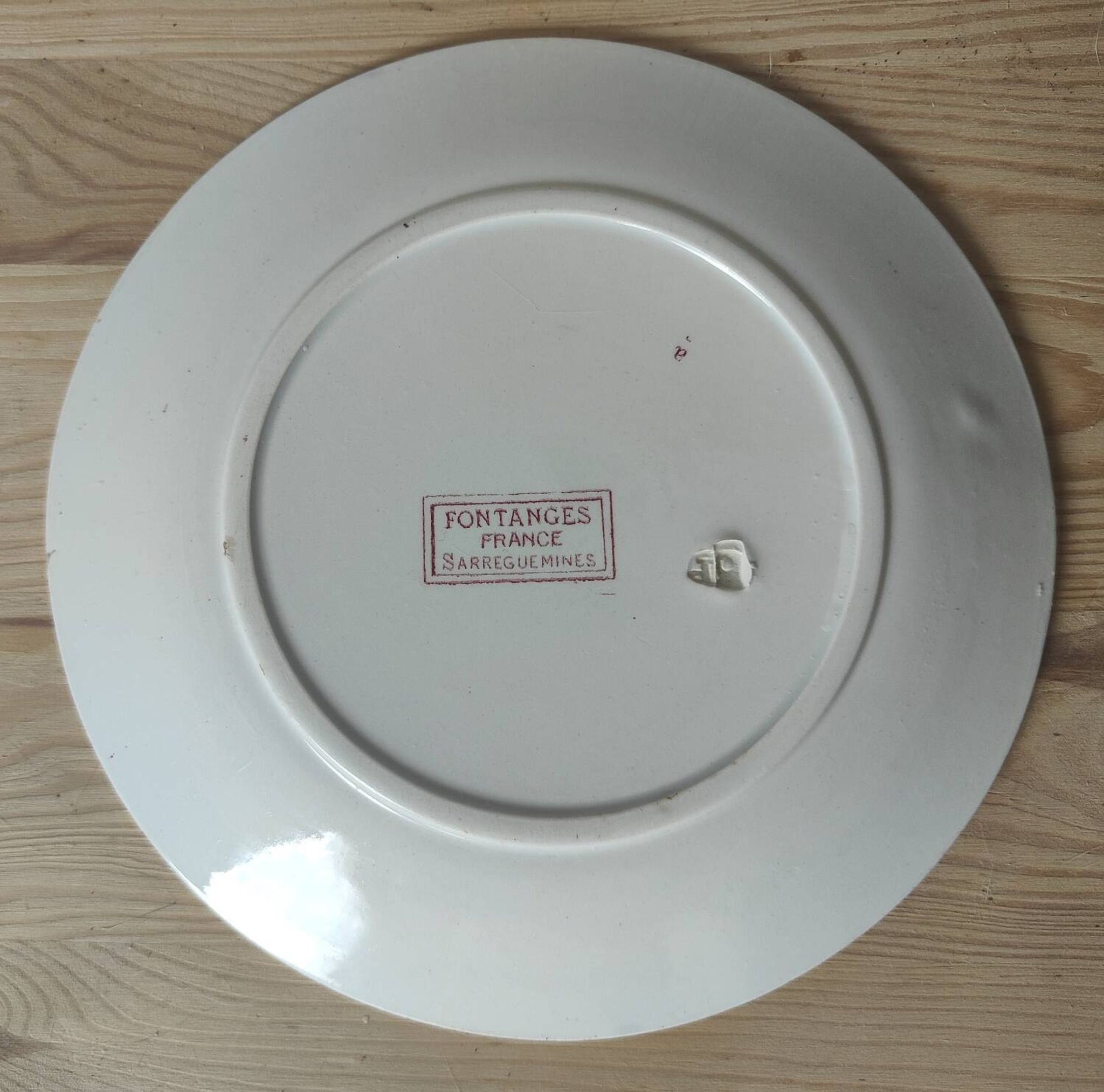 6 assiettes à dessert modèle Fontanges par Sarreguemines