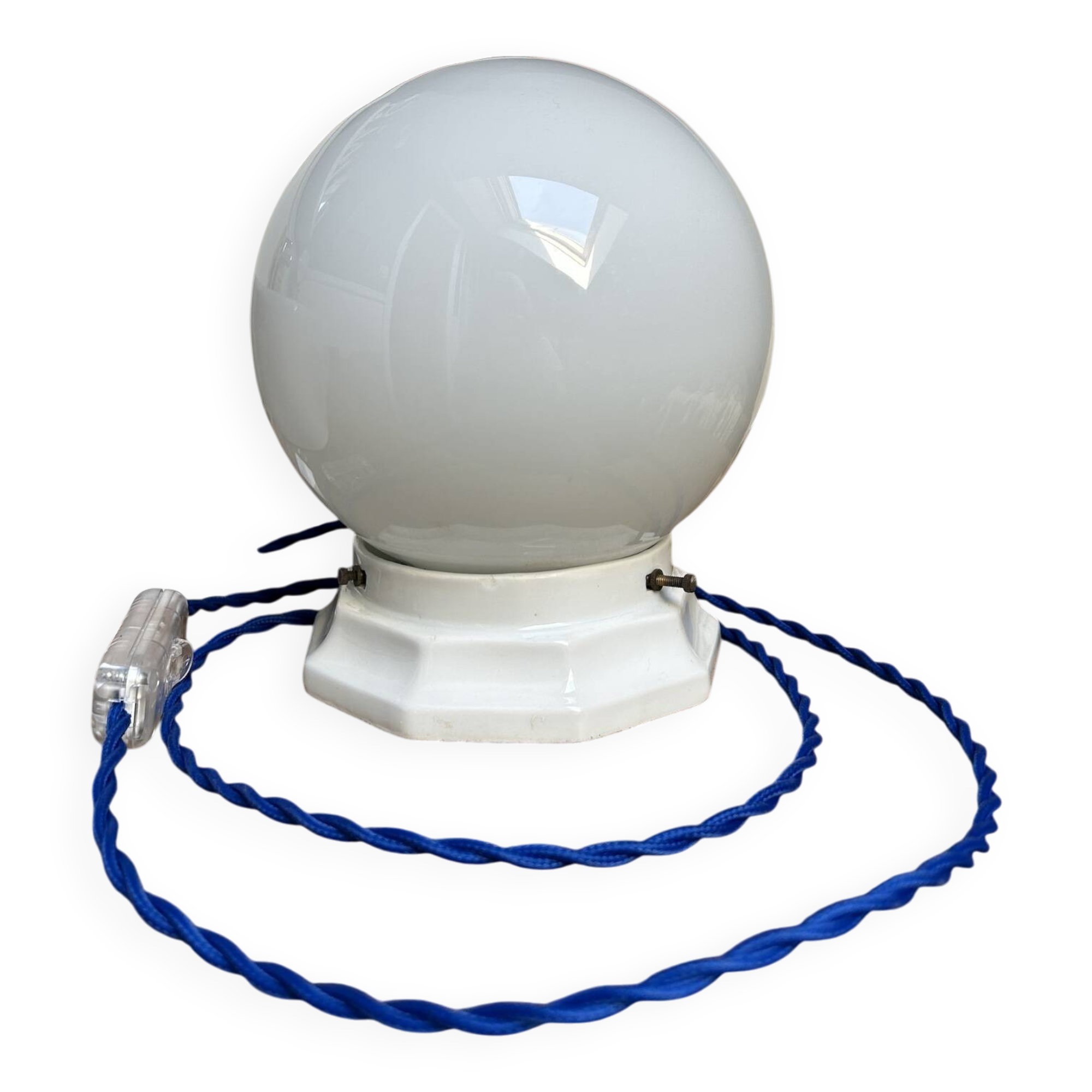 Opaline and porcelain lamp